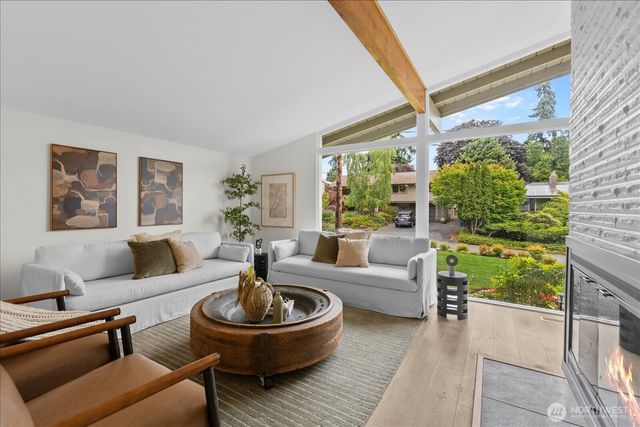8104 Sierra Drive, Edmonds, WA 98026