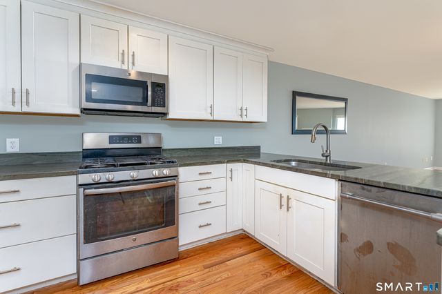 1 Mansfield Grove Road APT 103, East Haven, CT 06512