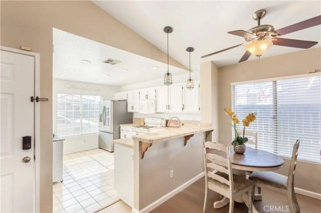 1298 Canterbury, Perris, CA 92571