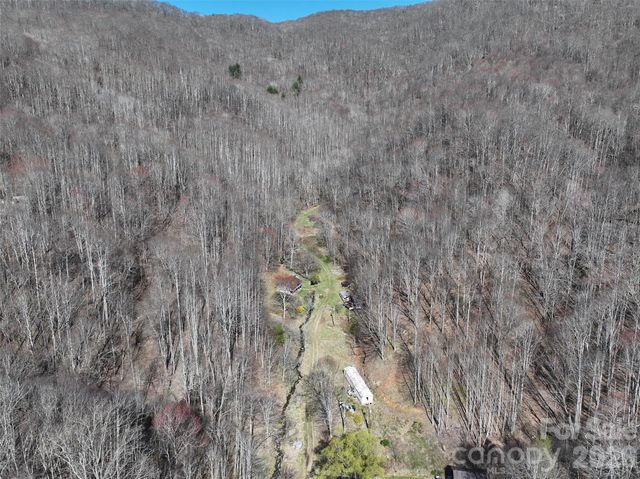 1002 Ned Cove Road, Waynesville, NC 28785