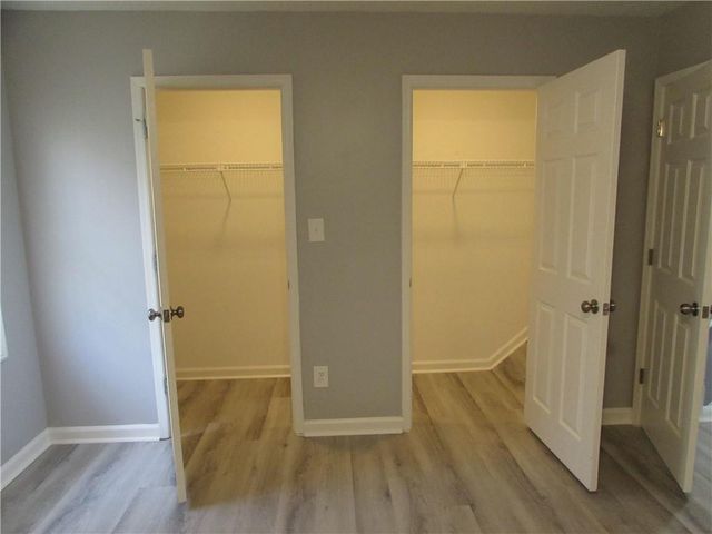 1774 Twin Brooks SE Drive, Marietta, GA 30067