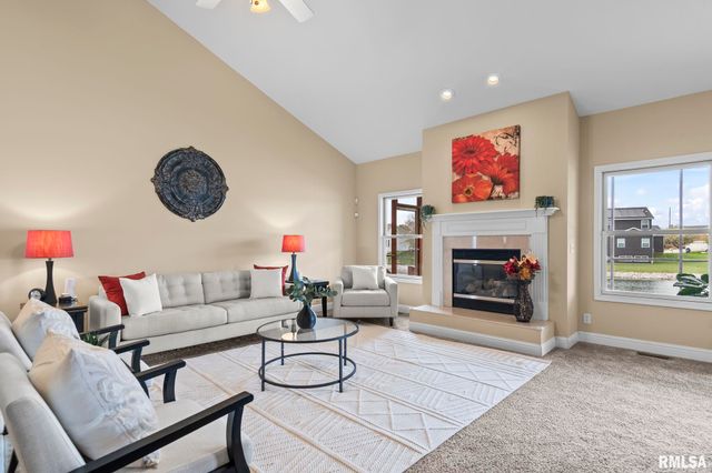 6421 WINTERBERRY Lane, Springfield, IL 62712