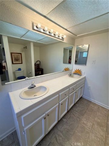 49549 250th Street, Lancaster, CA 93536