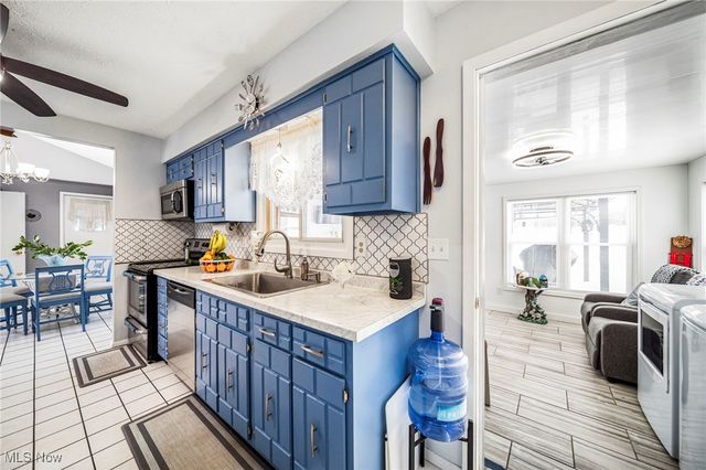 7771 Lester Drive, Painesville, OH 44077