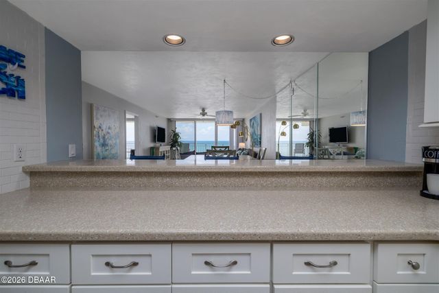 2545 S Atlantic Ave Apt 604, Daytona Beach Shores, FL 32118