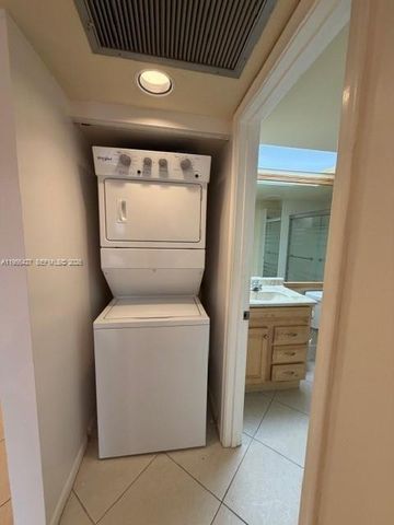 13100 SW 11th Ct 103C, Pembroke Pines, FL 33027