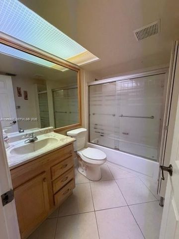 13100 SW 11th Ct 103C, Pembroke Pines, FL 33027