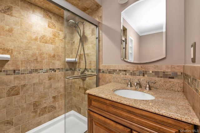 2038 Ripley Lane, Merrick, NY 11566