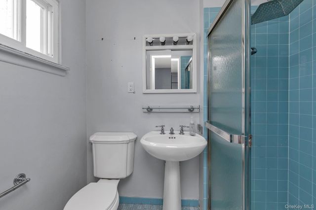 2038 Ripley Lane, Merrick, NY 11566