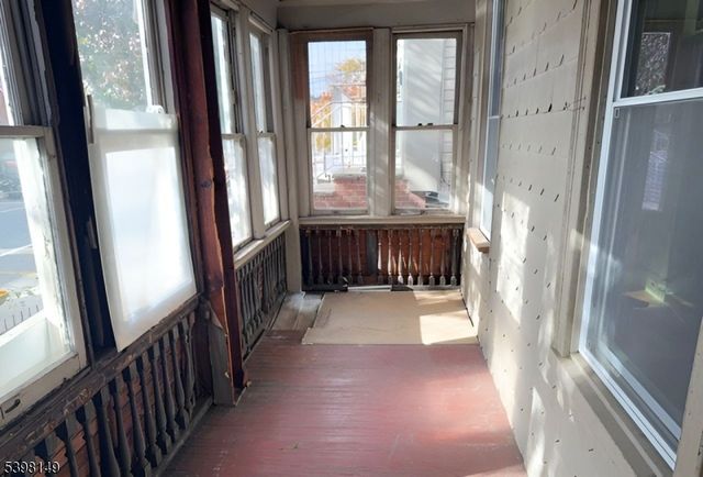 214 Angelique St, Weehawken Twp., NJ 07086