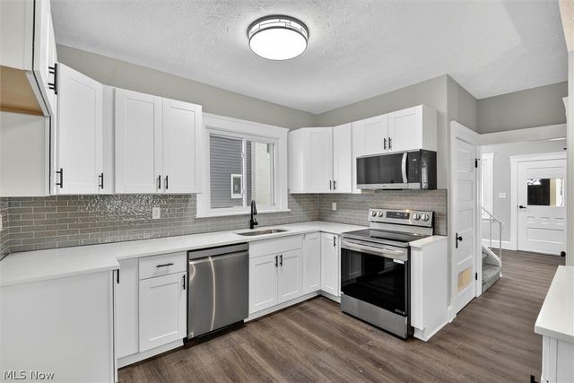 1602 Rosewood Avenue, Lakewood, OH 44107