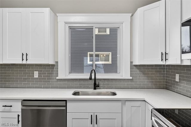 1602 Rosewood Avenue, Lakewood, OH 44107