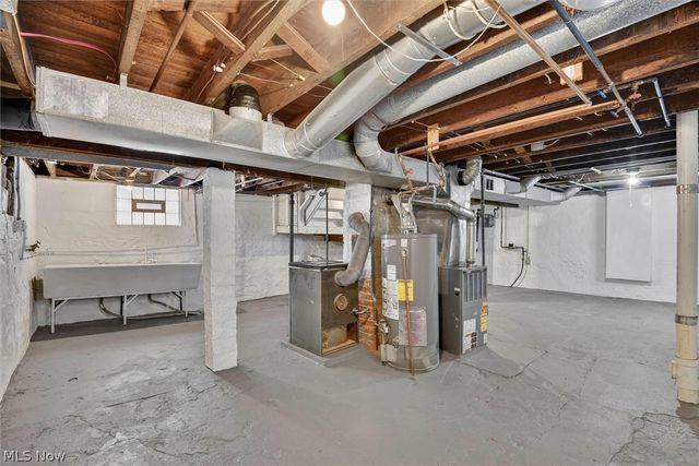 1602 Rosewood Avenue, Lakewood, OH 44107