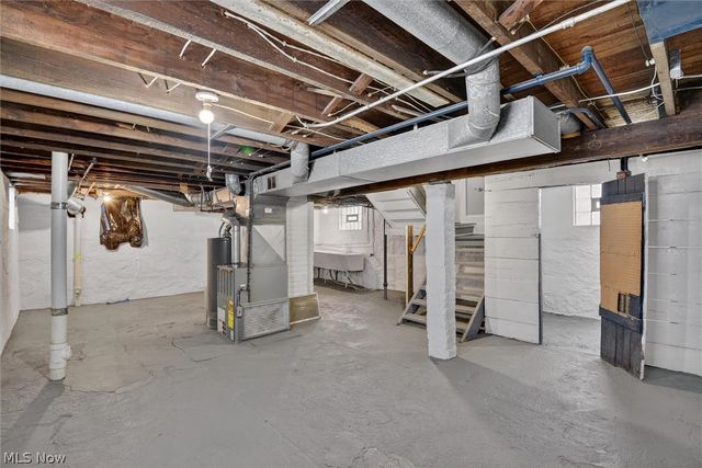 1602 Rosewood Avenue, Lakewood, OH 44107