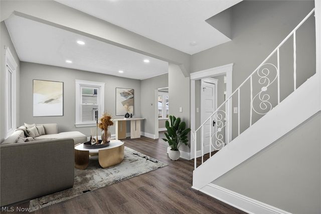 1602 Rosewood Avenue, Lakewood, OH 44107