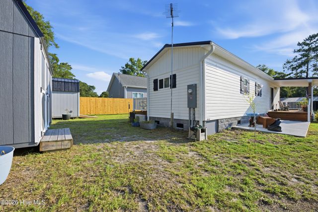5427 Dove Drive SW, Ocean Isle Beach, NC 28469