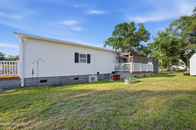 5427 Dove Drive SW, Ocean Isle Beach, NC 28469