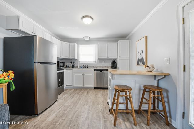 5427 Dove Drive SW, Ocean Isle Beach, NC 28469
