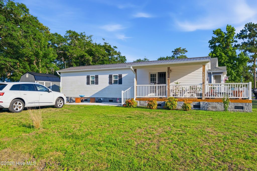 5427 Dove Drive SW, Ocean Isle Beach, NC 28469