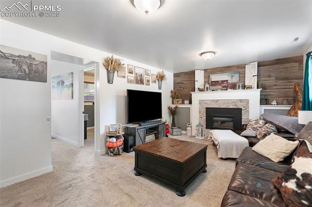 1921 Van Diest Road, Colorado Springs, CO 80915