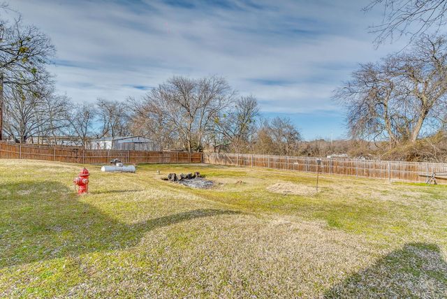 2912 Fm 920, Weatherford, TX 76088