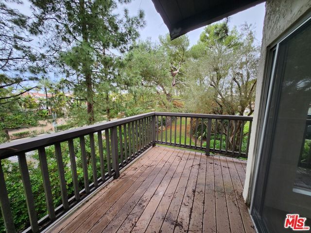 8 Aspen Way, Rolling Hills Estates, CA 90274