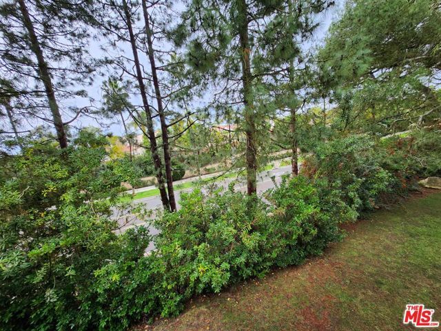 8 Aspen Way, Rolling Hills Estates, CA 90274