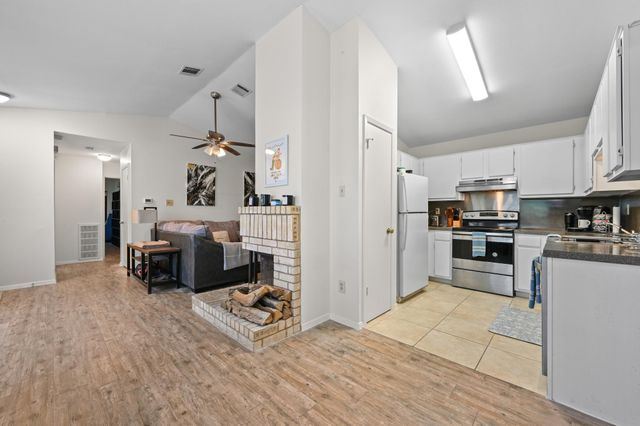 11728 Norwegian Wood DR, Austin, TX 78758