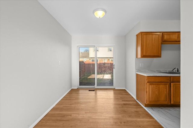 25655 Salem Street 98, Roseville, MI 48066