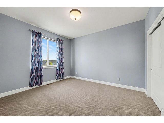 250 Sutherland Dr, Windsor, CO 80550