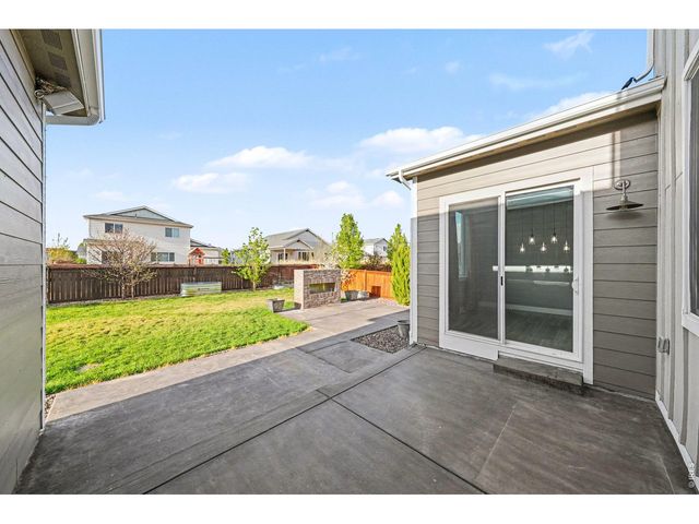 250 Sutherland Dr, Windsor, CO 80550
