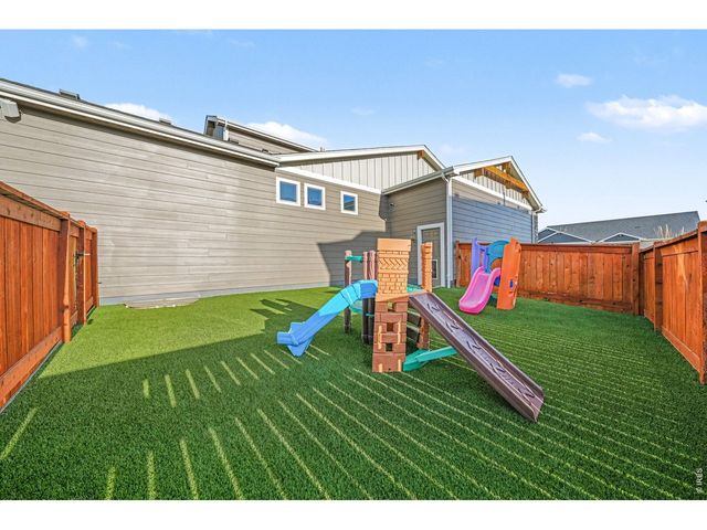 250 Sutherland Dr, Windsor, CO 80550