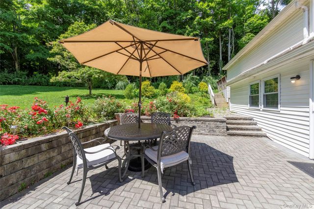 35 Gobblers Knob Road, Pawling, NY 12564
