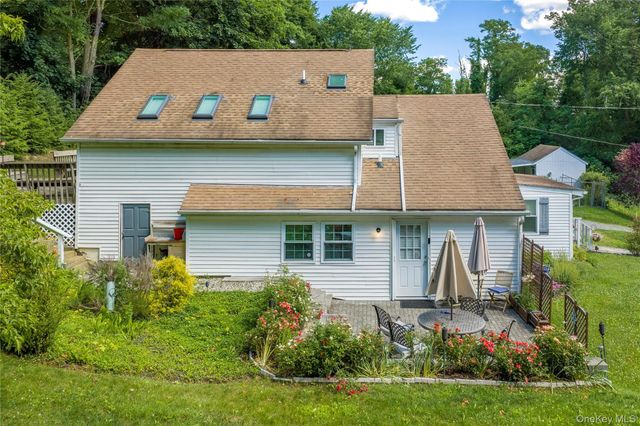 35 Gobblers Knob Road, Pawling, NY 12564