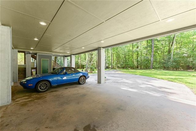 1088 Little Hawk Road, Sautee Nacoochee, GA 30571