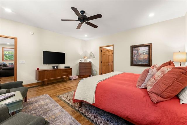 1088 Little Hawk Road, Sautee Nacoochee, GA 30571