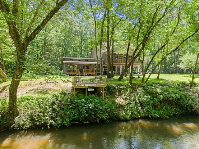 1088 Little Hawk Road, Sautee Nacoochee, GA 30571