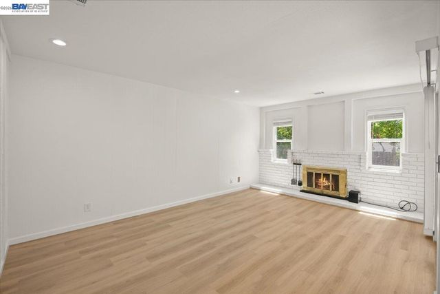 479 Mission Dr, Pleasanton, CA 94566