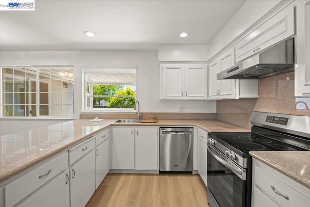 479 Mission Dr, Pleasanton, CA 94566