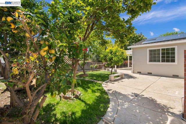 479 Mission Dr, Pleasanton, CA 94566