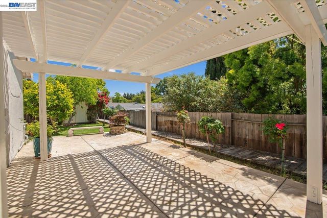 479 Mission Dr, Pleasanton, CA 94566