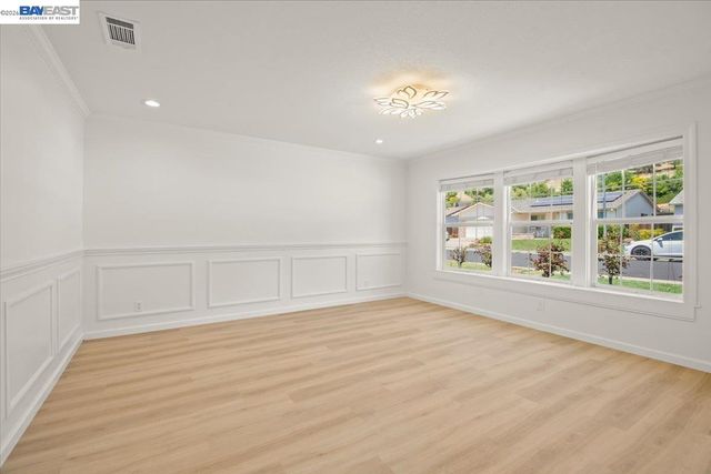 479 Mission Dr, Pleasanton, CA 94566
