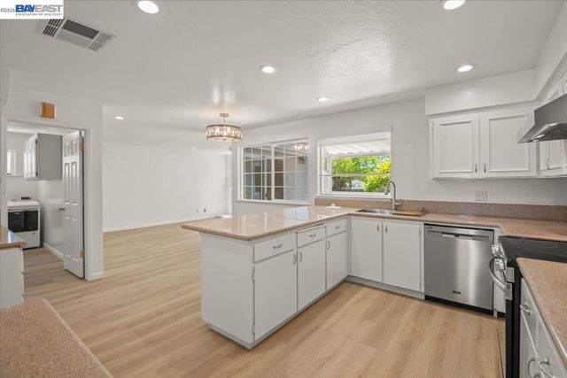 479 Mission Dr, Pleasanton, CA 94566