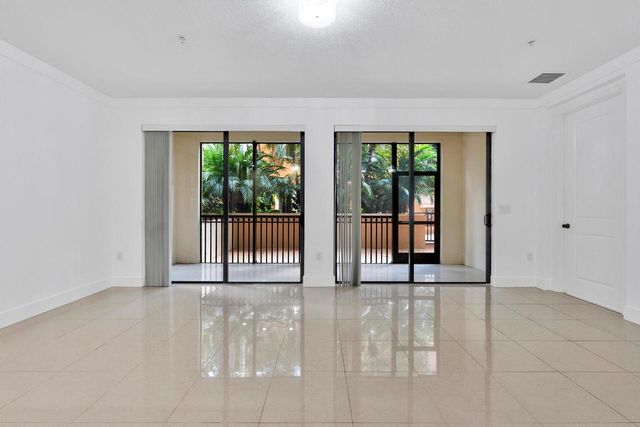 3020 NW 125th Avenue 223, Sunrise, FL 33323