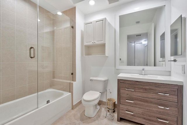 3020 NW 125th Avenue 223, Sunrise, FL 33323