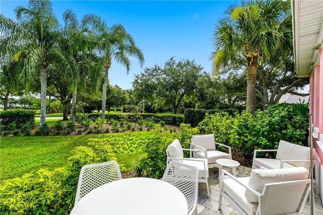 1310 Saint Catherines Circle, Vero Beach, FL 32967