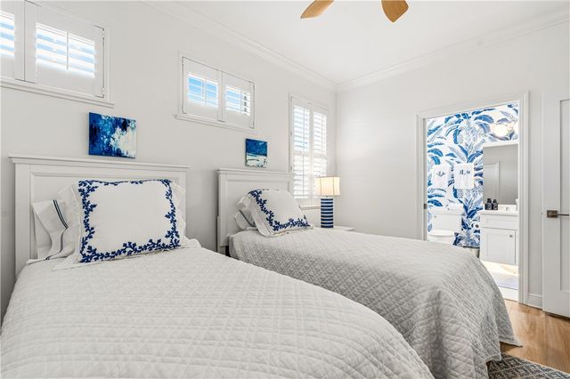 1310 Saint Catherines Circle, Vero Beach, FL 32967