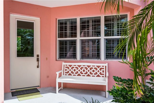 1310 Saint Catherines Circle, Vero Beach, FL 32967