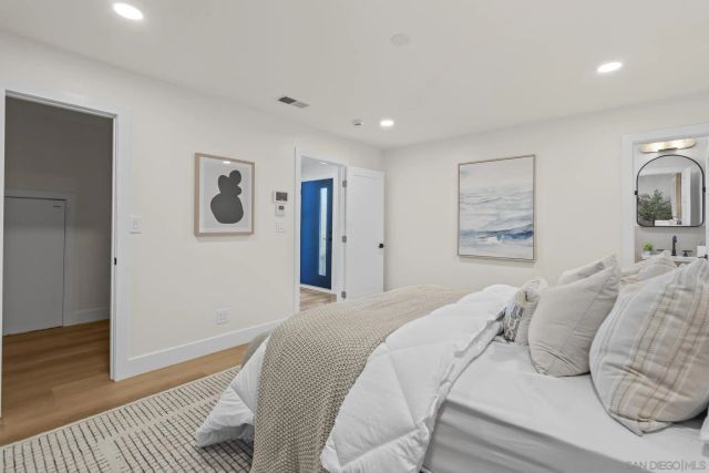 1733 Nautilus Street, La Jolla, CA 92037