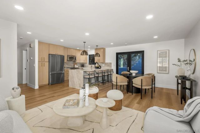 1733 Nautilus Street, La Jolla, CA 92037